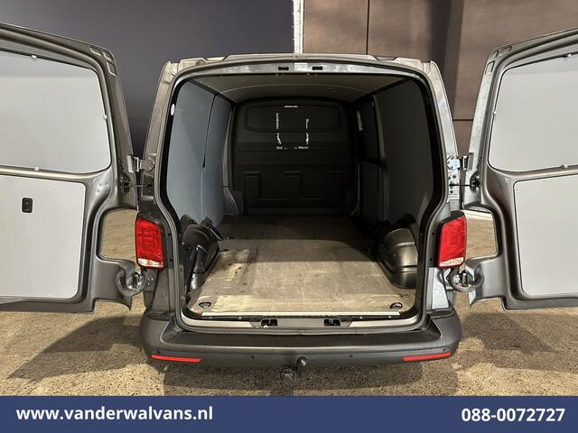 Volkswagen TRANSPORTER 2.0 TDI L2H1 Euro6 Airco | Apple Carplay | Android Auto | Trekhaak | Cruisecontrol Parkeersensoren