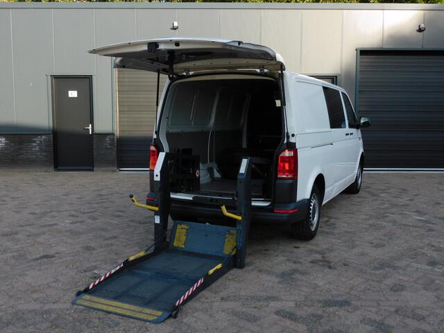Volkswagen TRANSPORTER 2.0 TDI L2H1 Highline ROLSTOELBUS ROLSTOELLIFT! FULLMAP NAVI! STOELVERWARMING! BLUETOOTH! CRUISE! AIRCO!