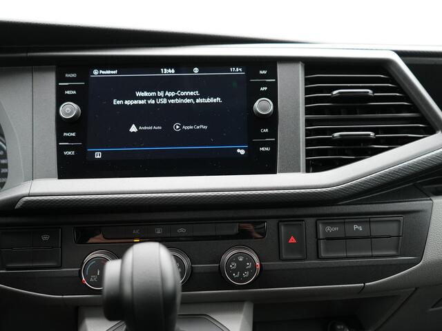 Volkswagen TRANSPORTER 2.0 TDI L2H1 30 Highline 204 pk Automaat | V-06-KFS | Schuifdeuren linker-en rechterzijde | BPM vrij | Navigatie | Apple Carplay |