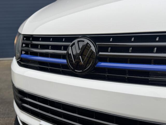 Volkswagen TRANSPORTER 2.0 TDI L2H1 Trendline DUBBEL CABINE / AIRCO / LEER / VERLAAGD / SPOILERS