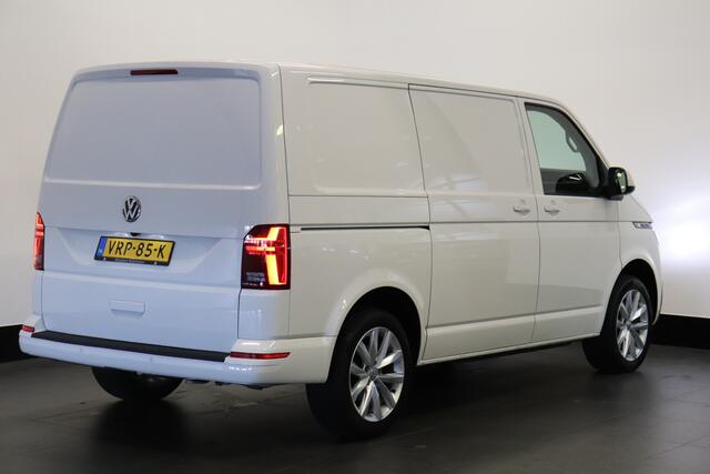 Volkswagen TRANSPORTER 2.0 TDI Bulli 204PK Automaat EURO 6 - Airco - Navi - ACC - ¤25.900,- Excl.