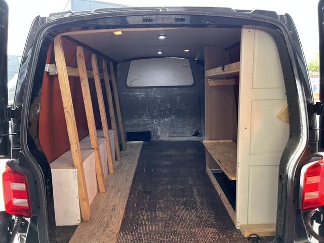 Volkswagen TRANSPORTER 2.0 TDI L2H1 Highl.