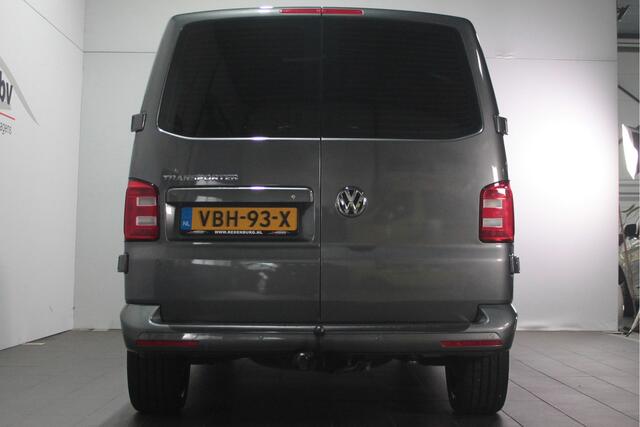 Volkswagen TRANSPORTER 2.0 TDI L2H1 Highline - Carplay / PDC / Cruise