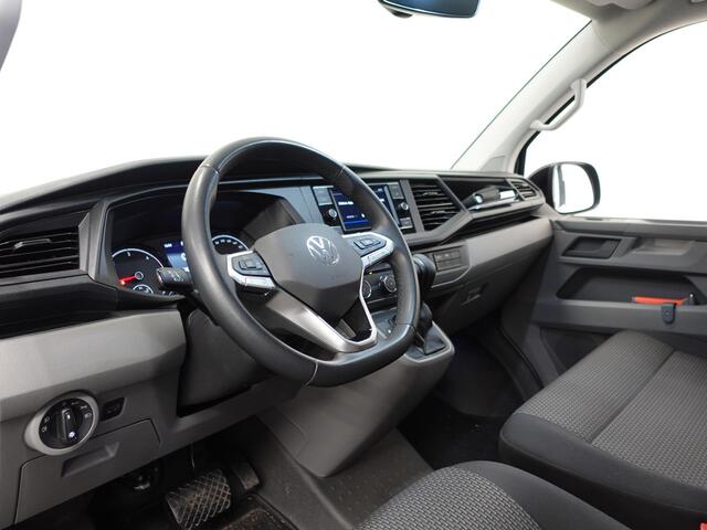 Volkswagen TRANSPORTER 2.0 TDI L2H1 28 Dubbele Cabine Highline Automaat Cruise Control Airco Navigatie PDC Camera