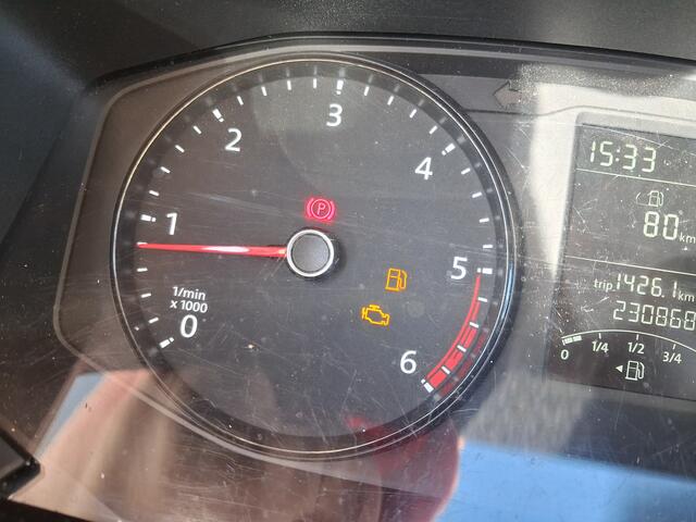 Volkswagen TRANSPORTER 2.0 TDI L1H1 Economy Business | Nieuw Binnen! | Airco | Trekhaak |