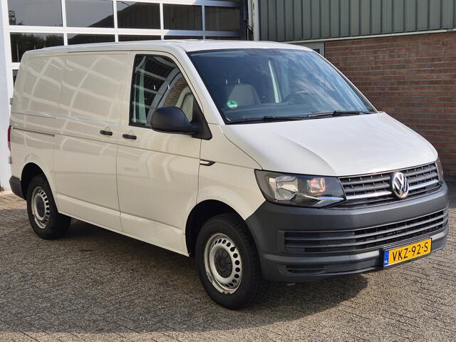 Volkswagen TRANSPORTER 2.0 TDI 102PK L1H1 | AIRCO | TREKHAAK | 100% ONDERHOUDEN