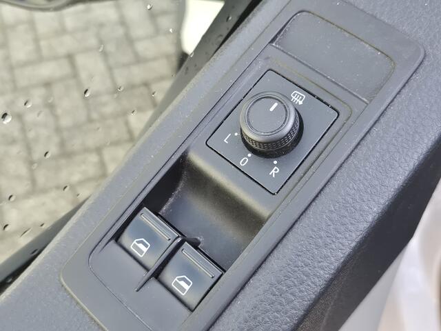 Volkswagen TRANSPORTER 2.0 TDI 102PK L1H1 | AIRCO | TREKHAAK | 100% ONDERHOUDEN