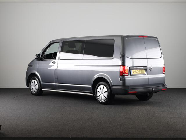 Volkswagen TRANSPORTER 2.0 TDI L2H1 28 Highline DC 110PK | Dubbele cabine | Trekhaak | Navigatie