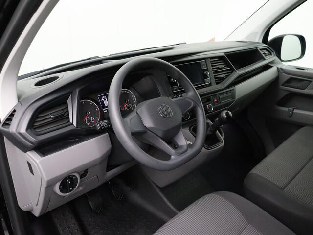 Volkswagen TRANSPORTER 2.0TDI Lang Black Edition | Multimedia | Camera | 3-Persoons | Betimmering