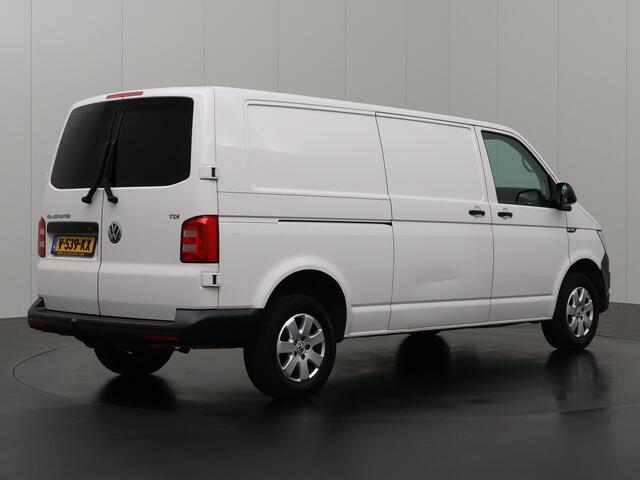 Volkswagen TRANSPORTER 2.0TDI 150PK Lang | Achterdeuren | Airco | Cruise | Navigatie | Trekhaak