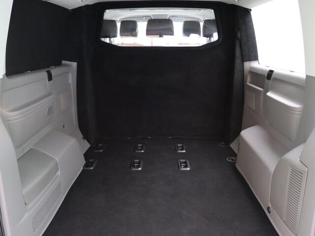 Volkswagen TRANSPORTER 2.0 TDI L2H1 Caravelle DC 204PK DSG Dubbele cabine, achteruitrijcamera, 2x elek. schuifdeur, leder, winterpakket, virtual cockpit, elek. stoel, 18'' lichtmetaal