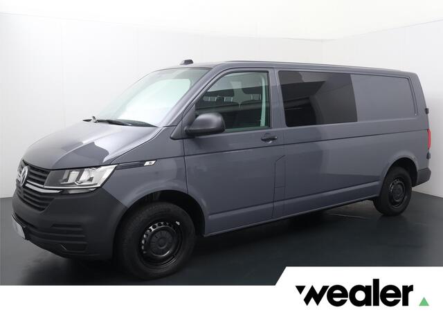 Volkswagen TRANSPORTER 2.0 TDI L2H1 Dubbele Cabine 150 pk | 6-persoons | Apple Carplay | Android Auto + Multifunctioneel stuur | Parkeersensoren Voor + Achter + Achteruitrijcamera | Trekhaak