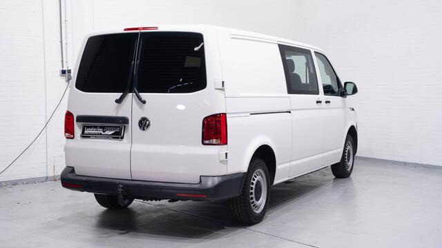 Volkswagen TRANSPORTER 2.0 TDI 110 pk L2 Dubbel Cabine 2x Schuifdeur NAP, Trekhaak, Airco, Cruise Control, 5-Zits, 1e Eigenaar