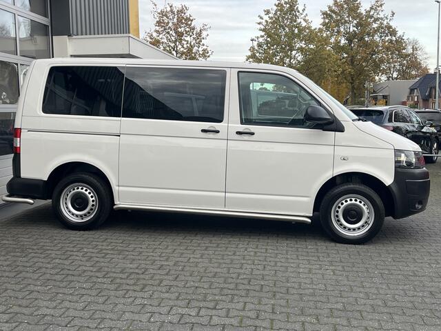 Volkswagen TRANSPORTER Kombi 2.0 TDI DSG Automaat L1H1 BTW en BPM vrij Airco Cruise control Trekhaak PDC 1e eigenaar Euro 5 Combi Personenbus Passenger Groepsvervoer Taxi