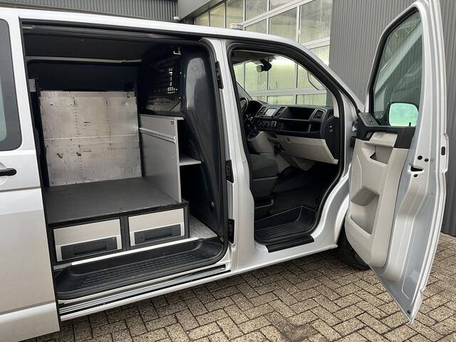 Volkswagen TRANSPORTER 2.0 TSI L2H1 Automaat Benzine/CNG Dubbele Schuifdeur Airco Cruise controle Bpm vrij Trekhaak Klep achter Omvormer Kastinrichting Standkachel Euro 6 Benzine Ideaal voor ombouw naar Camper !!
