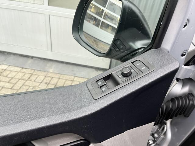 Volkswagen TRANSPORTER 2.0 TSI L2H1 Automaat Benzine/CNG Dubbele Schuifdeur Airco Cruise controle Bpm vrij Trekhaak Klep achter Omvormer Kastinrichting Standkachel Euro 6 Benzine Ideaal voor ombouw naar Camper !!