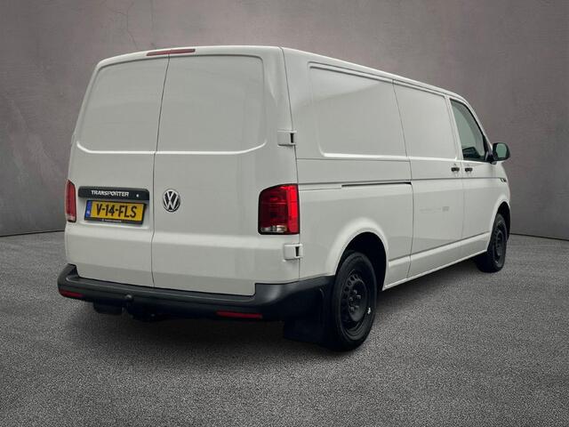 Volkswagen TRANSPORTER 2.0 TDI 110pk L2 | Trekhaak | BPM-vrij | Cruise-control | Achterdeuren | Betimmering