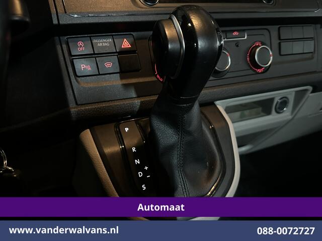 Volkswagen TRANSPORTER 2.0 TDI 150pk Automaat L2H1 Inrichting Euro6 Airco | Camera | Navigatie | Cruisecontrol | LM velgen 2500kg Trekhaak, Parkeersensoren, Achterklep