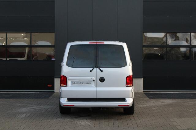 Volkswagen TRANSPORTER 2.0 TDI L2H1 28 Bulli 150pk - 20 Inch - Camera - Trekhaak - Leder - ACC - LED - Rijklaar