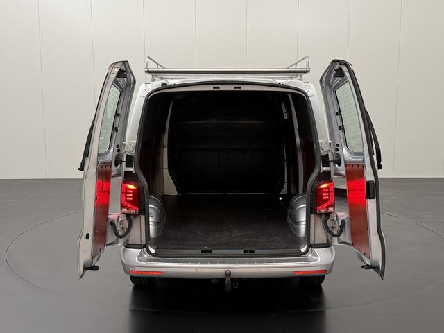 Volkswagen TRANSPORTER 2.0TDI 150PK DSG Automaat Lang Highline | Imperiaal | Trekhaak | Navigatie | Camera | Airco | Cruise