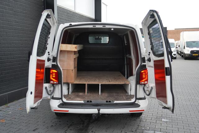 Volkswagen TRANSPORTER 2.0 TDI - Airco - Navi - Cruise - ¤ 15.900.- Excl.