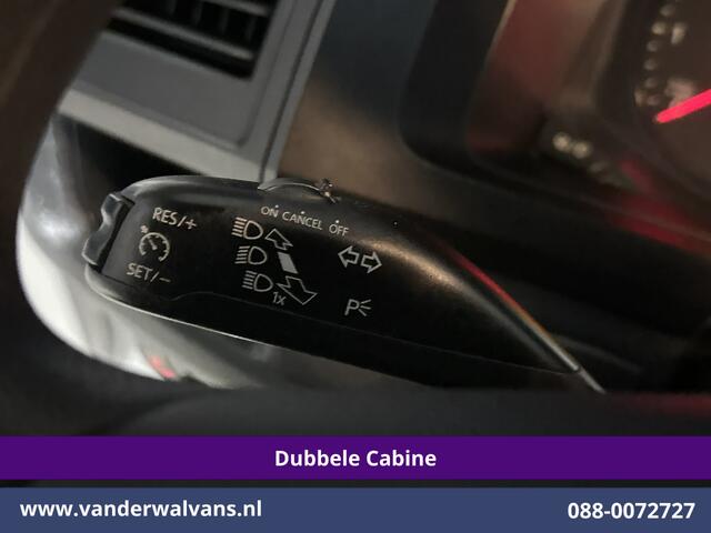 Volkswagen TRANSPORTER 2.0 TDI 150pk L2H1 Dubbele Cabine Euro6 Airco | 5-Zits | Camera | Cruisecontrol | 2500kg Trekhaak Parkeersensoren