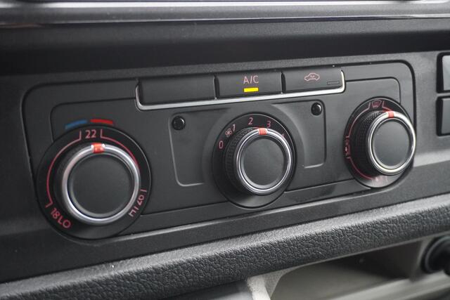 Volkswagen TRANSPORTER 2.0 TDI 150PK EURO 6 - Airco - Navi - Cruise - Camera - ¤ 17.900- Excl.