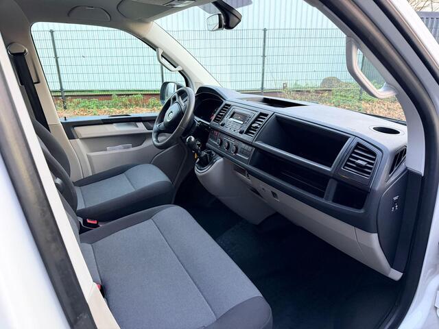 Volkswagen TRANSPORTER 2.0 TDI L2H1 DC