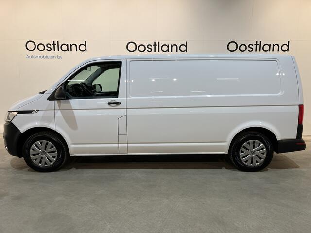 Volkswagen TRANSPORTER 2.0 TDI L2H1 4Motion 150 PK Automaat / Euro 6 / Servicebus / Sortimo Inrichting / Airco / Cruise Control / Camera / Trekhaak / CarPlay / Navigatie / Klep