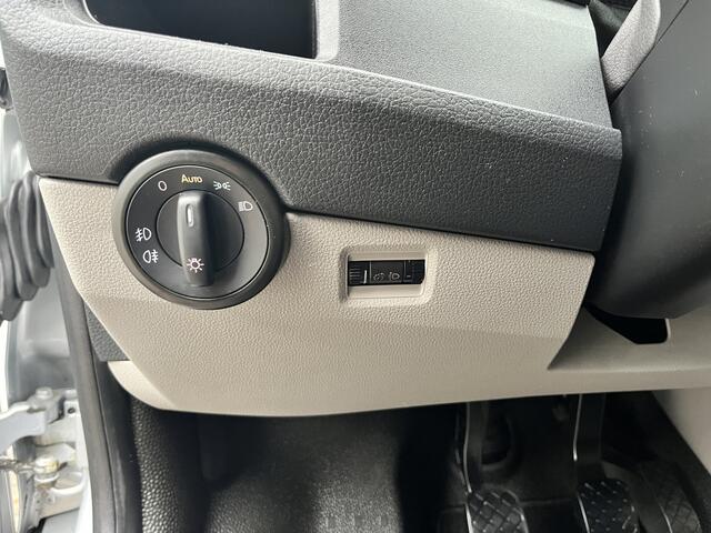 Volkswagen TRANSPORTER 2.0 TSI L2H1 Benzine /CNG Dubbele Schuifdeur Airco Cruise controle Bpm vrij Trekhaak Klep achter Omvormer Kastinrichting Standkachel Euro 6 Benzine Ideaal voor ombouw naar Camper !!