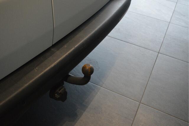 Volkswagen TRANSPORTER 2.0 TDI L2H1 airco navi cruise pdc trekhaak 150 pk !!