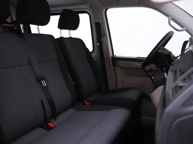 Volkswagen TRANSPORTER 2.0 TDI L2H1 DC 2018 km 84.000 Nap 1e eigenaar Trekhaak,Airco,Cruise,Cv Dealer onderhouden