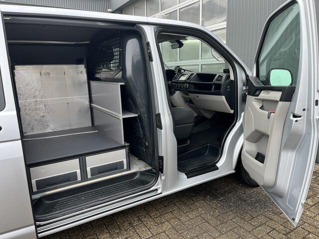Volkswagen TRANSPORTER 2.0 TSI L1H1 Benzine /CNG Dubbele Schuifdeur Airco Cruise controle Bpm vrij Trekhaak Klep achter Omvormer Kastinrichting Standkachel Euro 6 Benzine Ideaal voor ombouw naar Camper !!