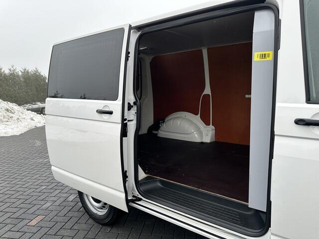 Volkswagen TRANSPORTER 2.0 TDI 102 PK / L1H1 / 1e EIG. / CAMERA / AIRCO / CRUISE / ACHTERKLEP / NETTE BUS