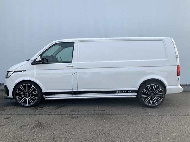 Volkswagen TRANSPORTER 2.0 TDI L2H1 28 Airco Cruise Alu Velg Side Bar Leer Trekhaak 2500 kg Alu Velg Euro 6