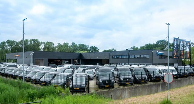 Volkswagen TRANSPORTER 2.0 TDI L1H1 Comfortline 150 PK Airco Cruise Control Trekhaak Parkeersensoren