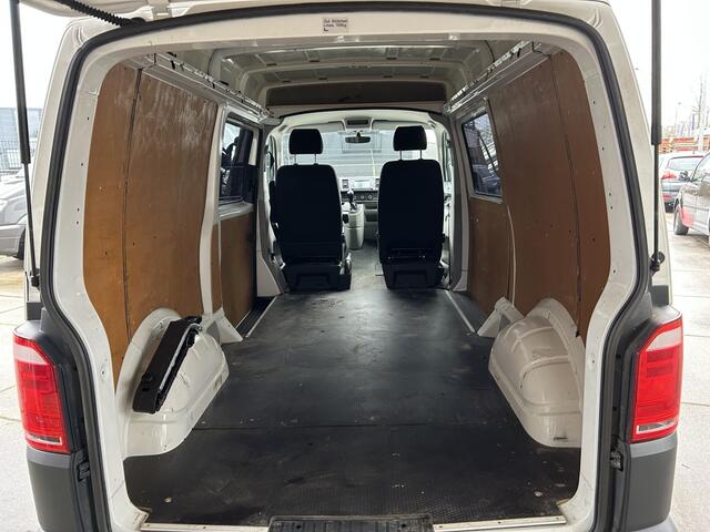Volkswagen TRANSPORTER 2.0 TDI L2H2 4 MOTION AUT NAVI LANG HOOG
