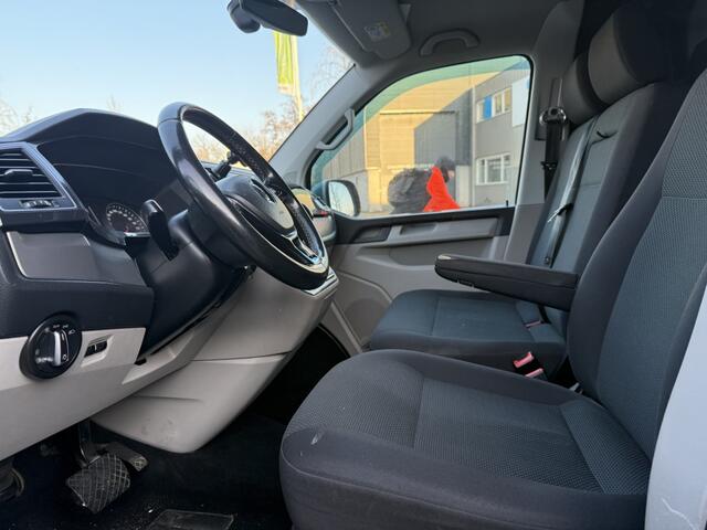 Volkswagen TRANSPORTER 2.0 TDI L2H1 DSG7/PDC/Navigatie 2018