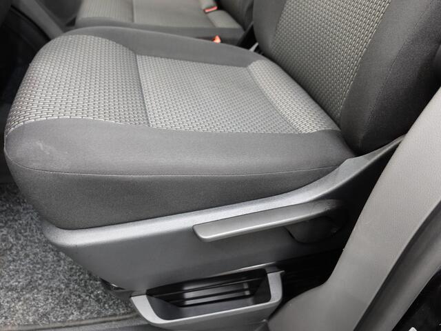 Volkswagen TRANSPORTER 2.0 150PK L2H1 Highline Automaat Dubbele Cabine Airco Navi Parkeersensoren Camera Trekhaak Carplay