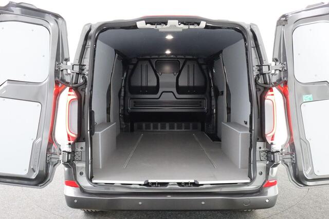Volkswagen TRANSPORTER Bulli 2.0TDI 170pk Automaat L2 | Black Edition | Leder | Betimmering | Trekhaak | Camera | Stoelverwarming | Navigatie | Apple carplay/Android auto