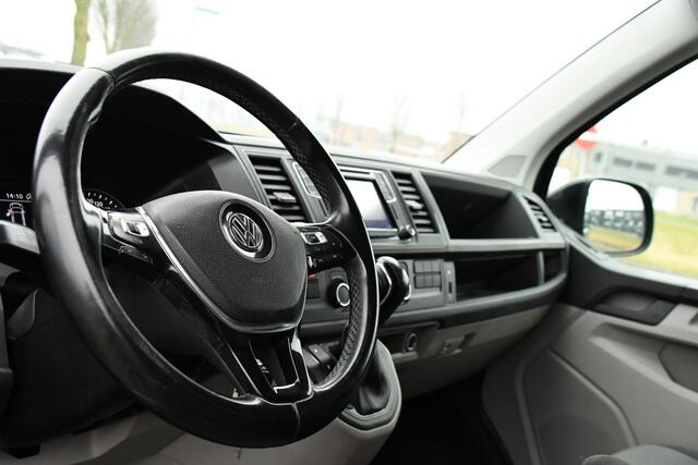 Volkswagen TRANSPORTER 2.0 TDI L2H1 Highline Cruise, Carplay, LED, 150pk, 2 x Schuifdeur, Automaat, Trekhaak, Uniek!