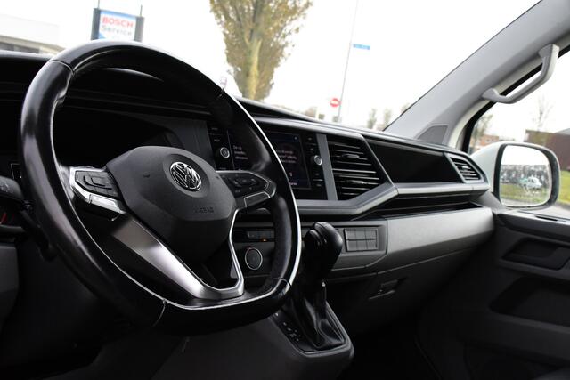 Volkswagen TRANSPORTER 2.0 TDI L2H1 30 Bulli Edition Cruise, Carplay, 150PK, Automaat, Sensoren, LED, PDC, 2 x Schuifdeur, Trekhaak, UNIEK!