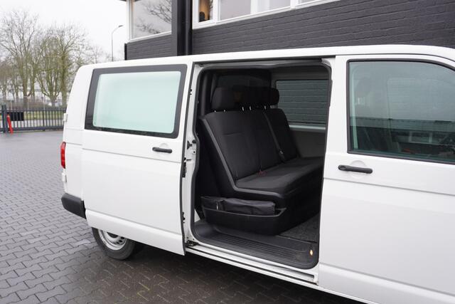 Volkswagen TRANSPORTER 2.0 TDI L2 Dubbele cabine EURO 6 - Airco - Cruise - PDC - ¤15.950,- Excl.