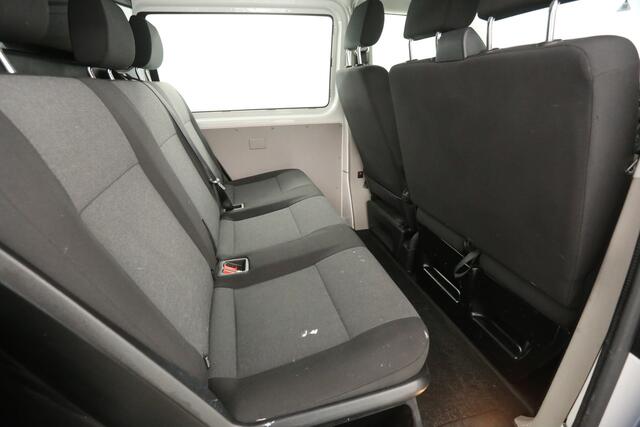 Volkswagen TRANSPORTER 2.0 TDI 140PK L2H1 | DC | 6 Zits | Airco | Carplay | Navi | Imperiaal | Trekhaak