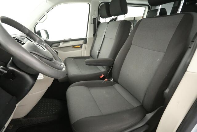 Volkswagen TRANSPORTER 2.0 TDI 140PK L2H1 | DC | 6 Zits | Airco | Carplay | Navi | Imperiaal | Trekhaak