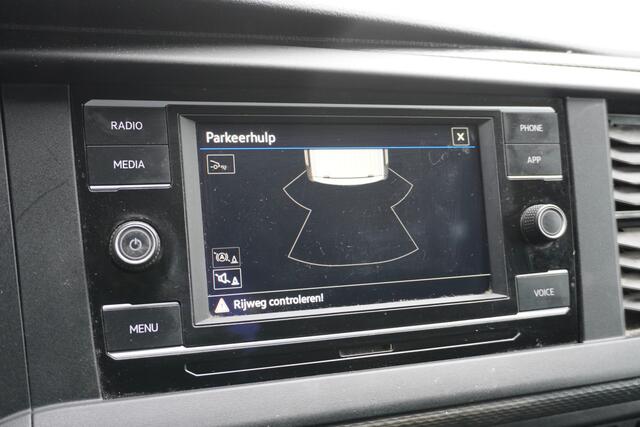 Volkswagen TRANSPORTER 2.0 TDI L2 - EURO 6 - Airco - Cruise - PDC - ¤14.900,- Excl.