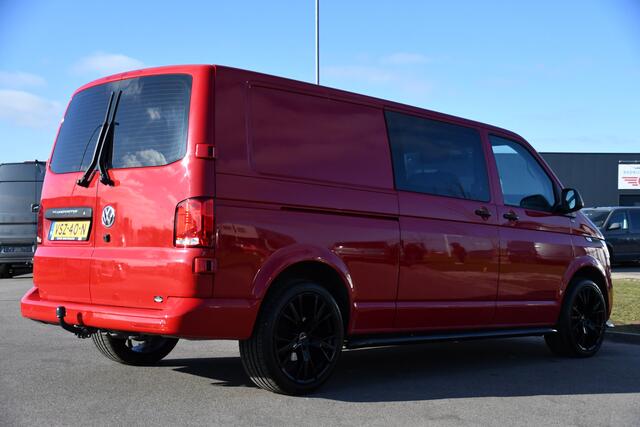 Volkswagen TRANSPORTER 2.0 TDI L2H1 30 DC PB Edition MARGE! Camera, Cruise, Carplay, 150pk, Trekhaak, Multimedia, Automaat, Sensoren, Uniek!