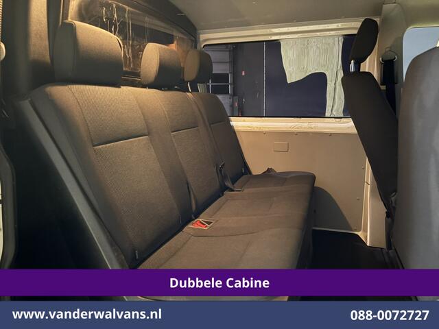 Volkswagen TRANSPORTER 2.0 TDI 150pk L2H1 Dubbele Cabine Euro6 Airco | 5-Zits | Navigatie | 2500kg Trekhaak | Apple Carplay Android Auto, Sidebars, Parkeersensoren, Achterklep