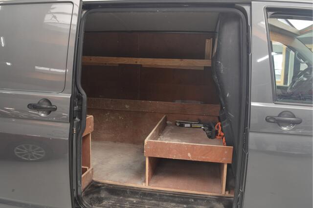 Volkswagen TRANSPORTER 2.0 TDI L1H1 Comfortline // AUTOMAAT // 116.000 km // AIRCO // CRUISE CONTROLE // GEEN BPM !!