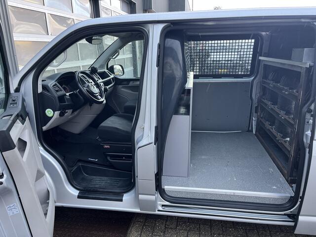 Volkswagen TRANSPORTER 2.0 TSI L2H1 Benzine / CNG Dubbele Schuifdeur Airco Cruise controle Bpm vrij Trekhaak Klep achter Omvormer Kastinrichting Standkachel Euro 6 Benzine Ideaal voor ombouw naar Camper !!
